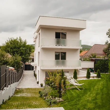 Apartman White House Iris Napoca - 1- Parcare Gratuita, Self Check In 24h, Aeroport 15 Minute ! Kolozsvár