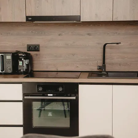 Apartman White House Iris Napoca - 1- Parcare Gratuita, Self Check In 24h, Aeroport 15 Minute ! Kolozsvár