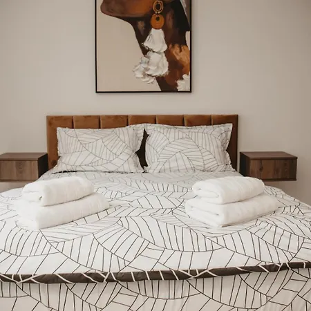 Appartamento White House Iris Napoca - 1- Parcare Gratuita, Self Check In 24h, Aeroport 15 Minute ! *