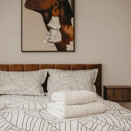 White House Iris Napoca - 1 Appartement *