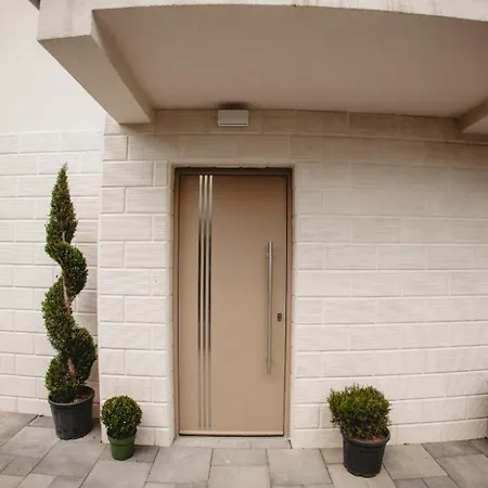 White House Iris Napoca - 1- Parcare Gratuita, Self Check In 24h, Aeroport 15 Minute ! * Cluj-Napoca