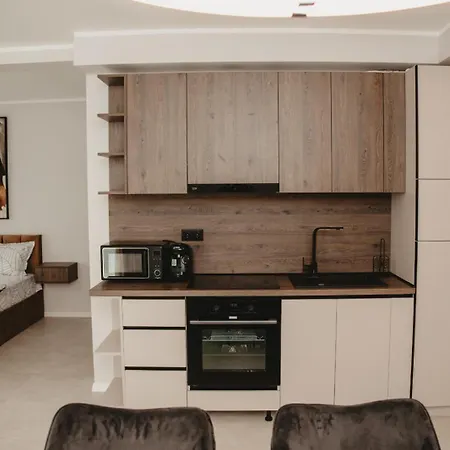 Appartamento White House Iris Napoca - 1- Parcare Gratuita, Self Check In 24h, Aeroport 15 Minute ! *