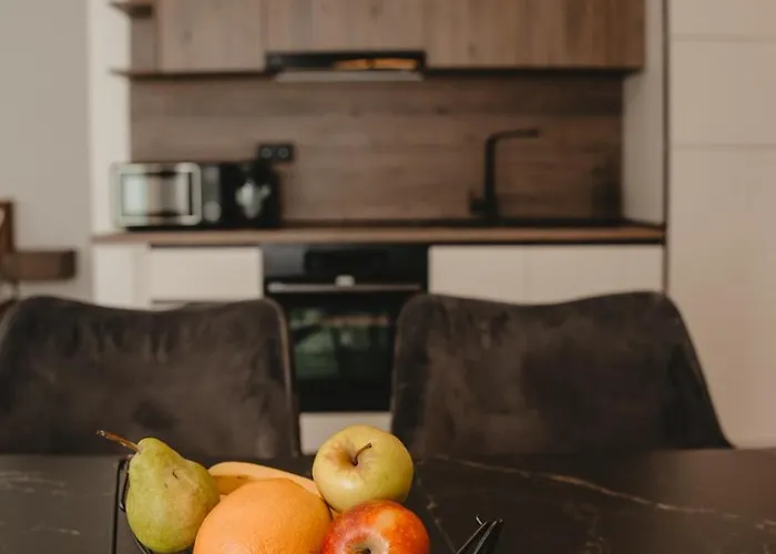 White House Iris Napoca - 1- Parcare Gratuita, Self Check In 24h, Aeroport 15 Minute ! Apartament *