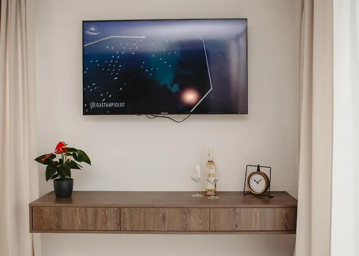 White House Iris Napoca - 1- Parcare Gratuita, Self Check In 24h, Aeroport 15 Minute ! * Kluż-Napoka