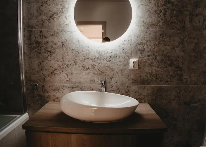 White House Iris Napoca - 1- Parcare Gratuita, Self Check In 24h, Aeroport 15 Minute ! *